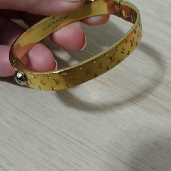 Loui Vuitton Nanogram Cuff Authentic ITALY M00251 LE1118 - Picture 6 of 7
